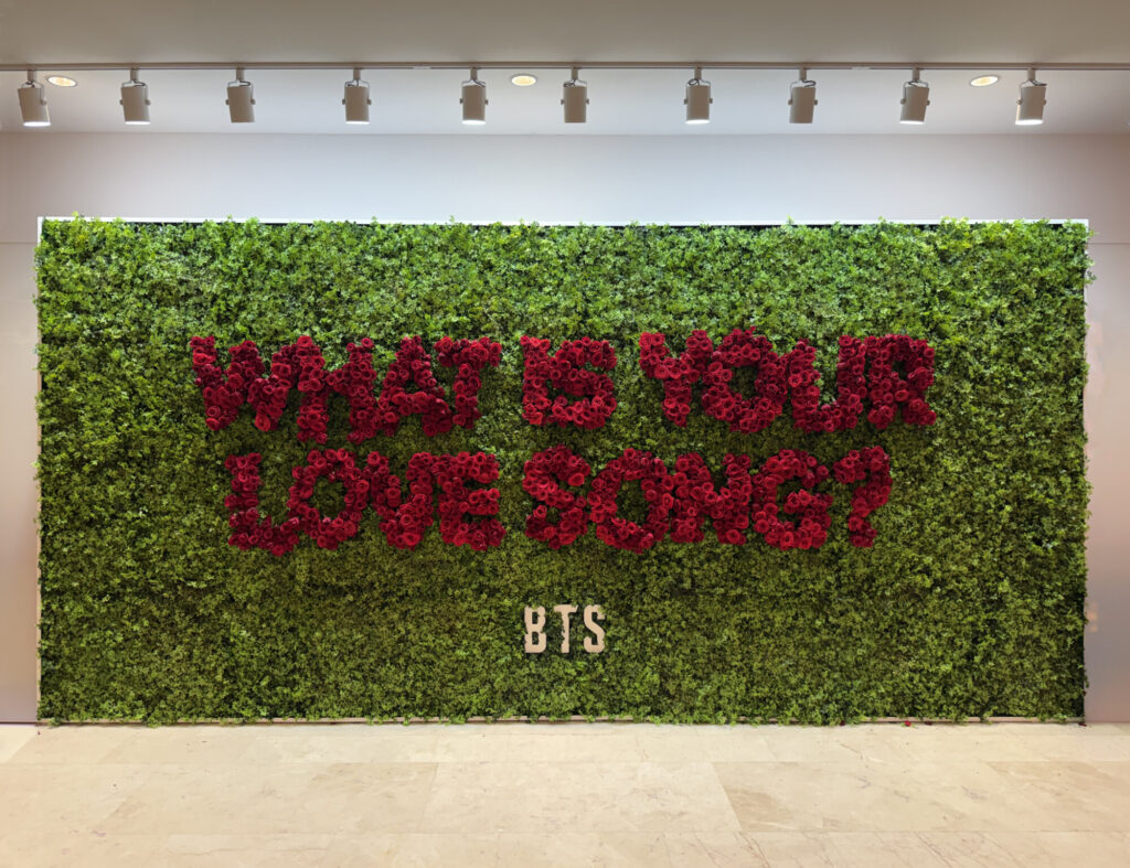 글로벌 아티스트 월드와이드 티징 캠페인   《WHAT IS YOUR LOVE SONG?》